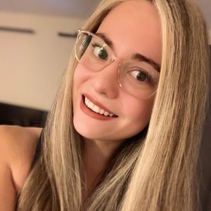 Meet your Posher, Tanya